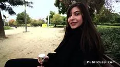 Redare Curva romanca incearca anal in strada