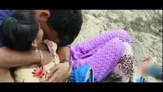 Play Sarut amoros in munti RedTube
