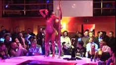 Play The drunk blonde has oral sex with a stripper on stage
