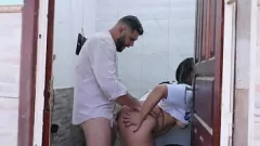 Reproducir La intensa aventura anal de la MILF latina Mari con una polla enorme