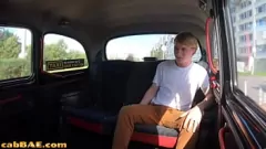 Reproduzir Taxi Babe de Taxi Babe de Bata ao ar livre sessão depois do boquete