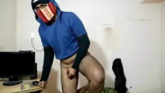 Abspielen Der mobile Porno -Beobachter steigt zum harten Schwanz