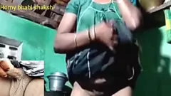 Play Outdoor Amateur Fun: Horny Teen Shakshi with Big Boobs and Hairy Pussy