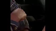 Afspelen Vrouw en haar vriendin genieten van een pijpbeurt in de vroege ochtend, opgenomen door de vrouw zelf